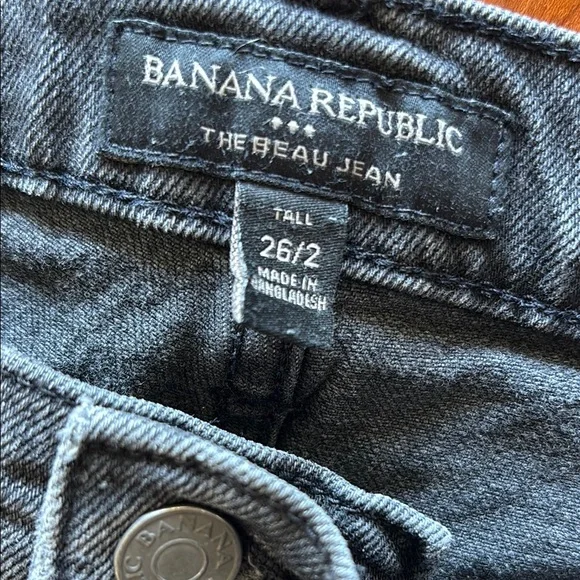Like new Beau jeans, size 2/26 tall - Picture 3 of 7